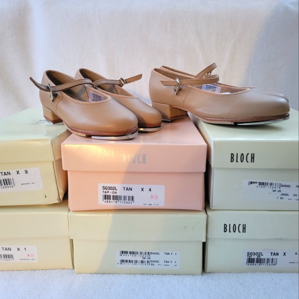 BLOCH TAP-ON BUCKLE TAP SHOE